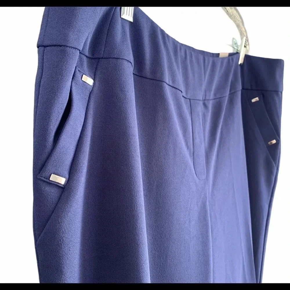 **NEW Ashley Stewart The Skinny Stretch Pants